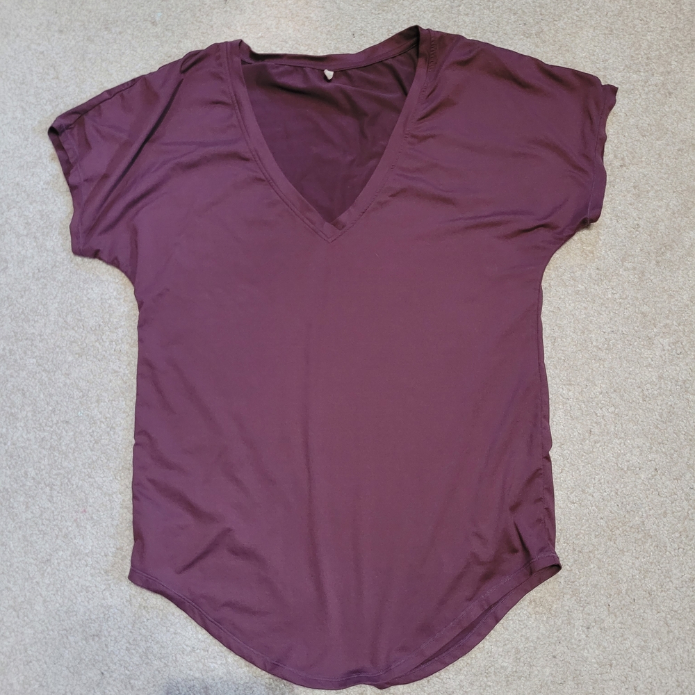P'tula Vivian V-Neck Merlot Oversized (XS) Short Sleeve Tee Soft Stretchy